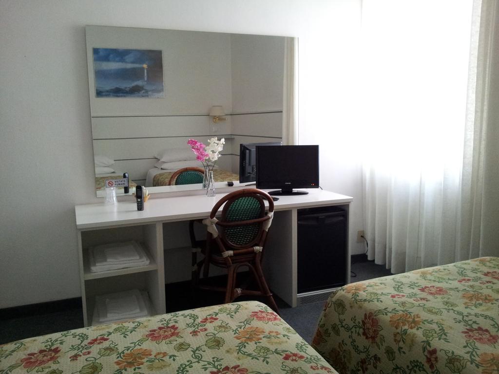 Hotel Post Bergamo Szoba fotó