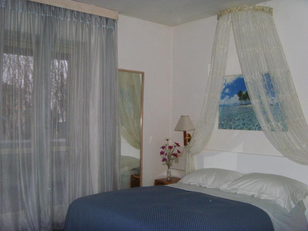 Hotel Post Bergamo Szoba fotó