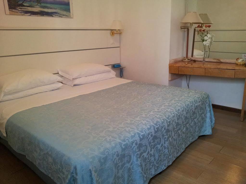 Hotel Post Bergamo Kültér fotó